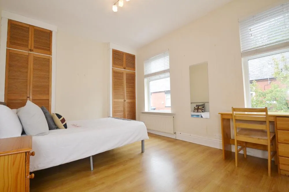 4 bed house to rent, Albion Road, Fallowfield, M14