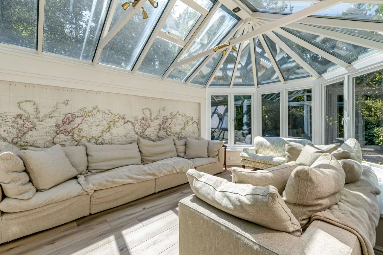Moonhills Lane, Beaulieu, Brockenhurst, Hampshire, SO42 7YW, photo 8
