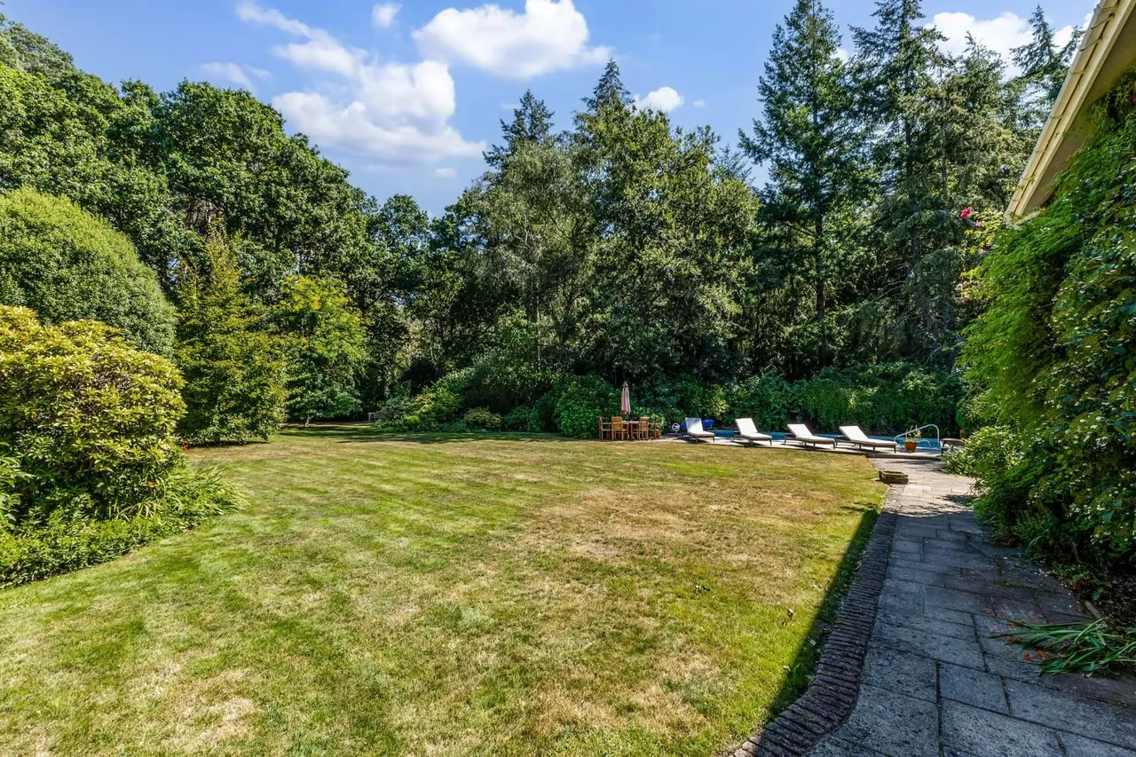 Moonhills Lane, Beaulieu, Brockenhurst, Hampshire, SO42 7YW, photo 5