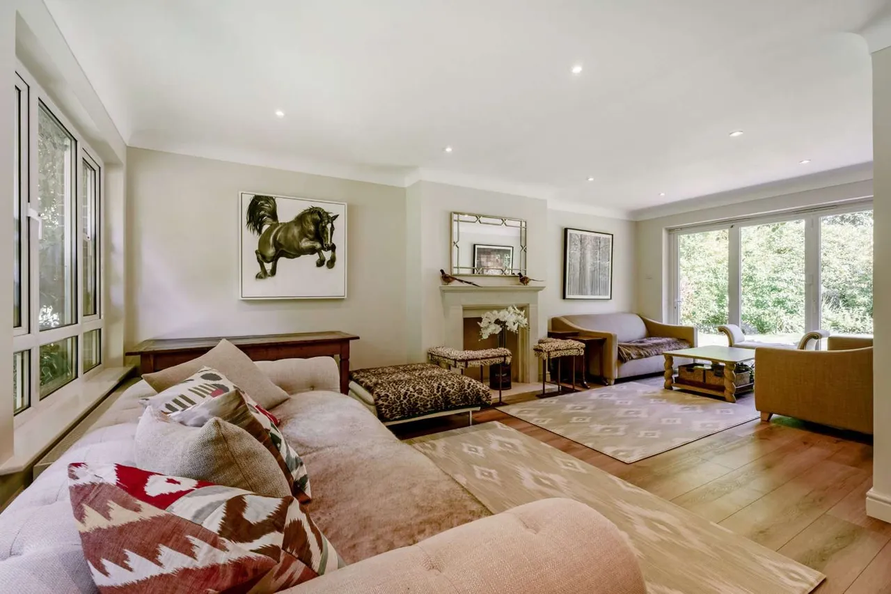 Moonhills Lane, Beaulieu, Brockenhurst, Hampshire, SO42 7YW, photo 10