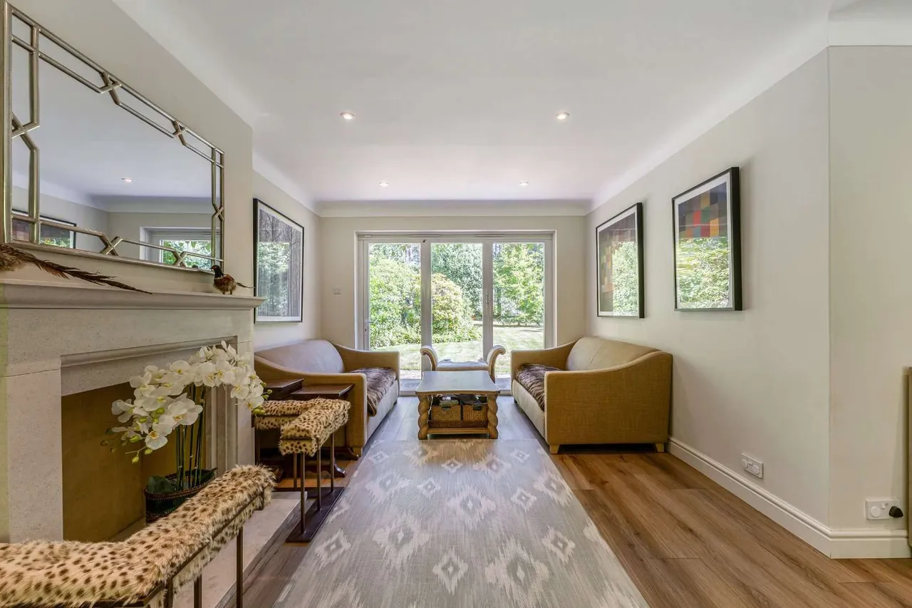 Moonhills Lane, Beaulieu, Brockenhurst, Hampshire, SO42 7YW, photo 12