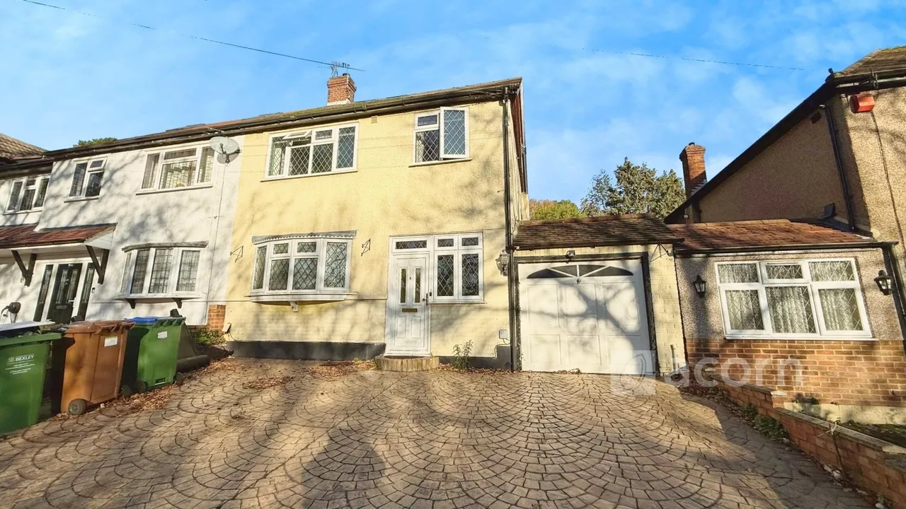 Rochester Drive, Bexley, DA5, photo 2
