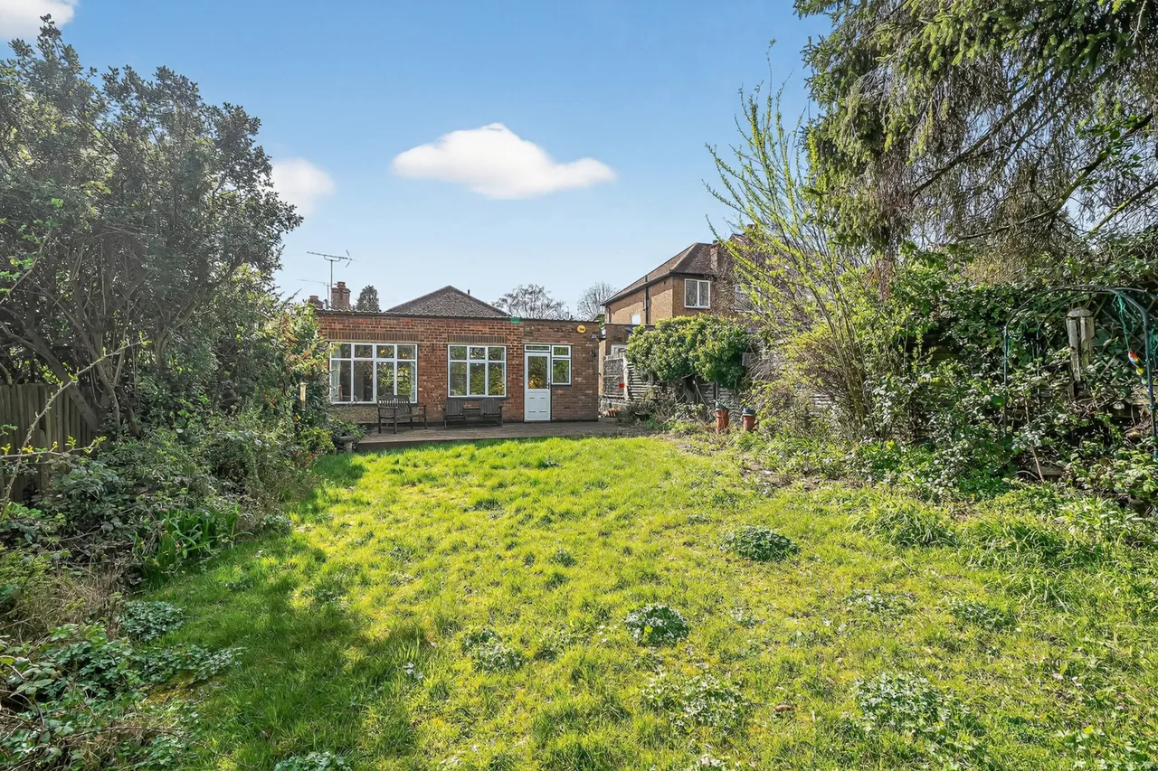 Cranbourne Road, Northwood, HA6, photo 5