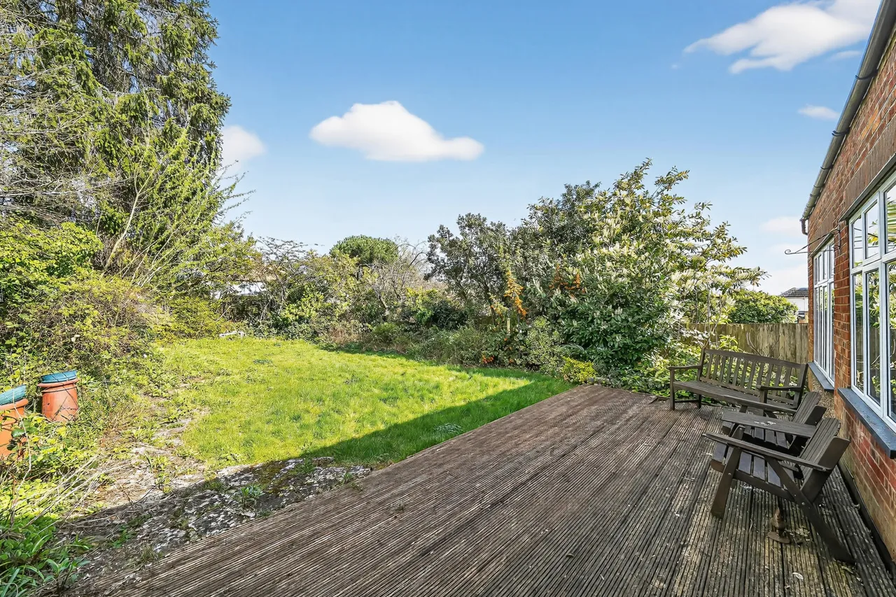Cranbourne Road, Northwood, HA6, photo 10