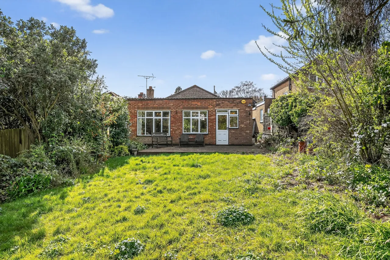 Cranbourne Road, Northwood, HA6, photo 12