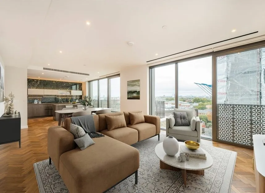 3 bed flat for sale — Parkland Walk, Fulham, SW6