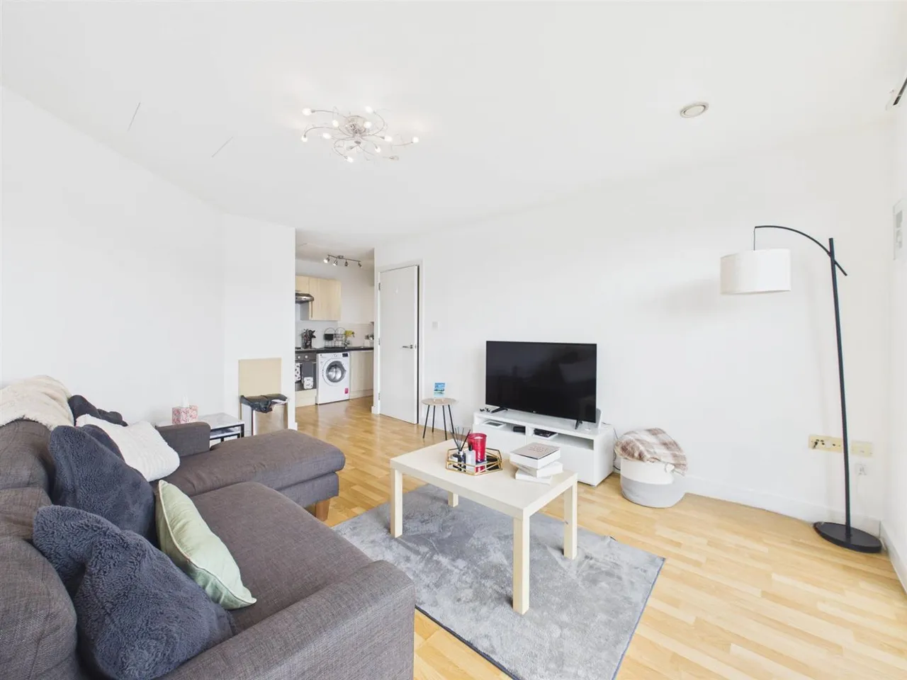 West Way, Ruislip, Middlesex, HA4 8FG, photo 8