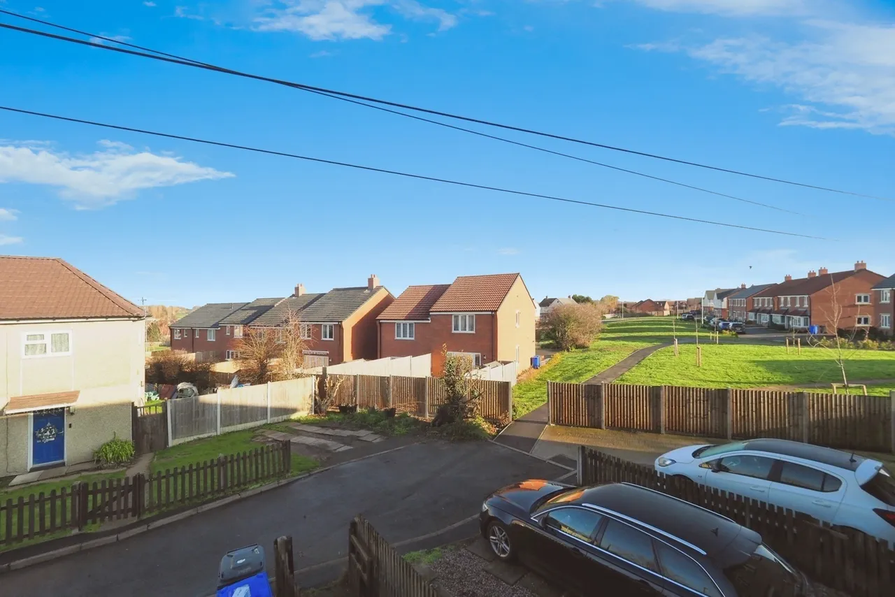 Aviation Lane, Burton-on-Trent, DE13, photo 17