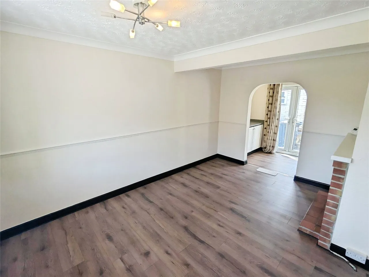 Aviation Lane, Burton-on-Trent, DE13, photo 4
