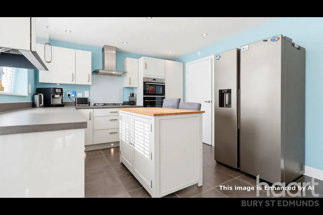 St Edmunds Drive, Elmswell, IP30, photo 3