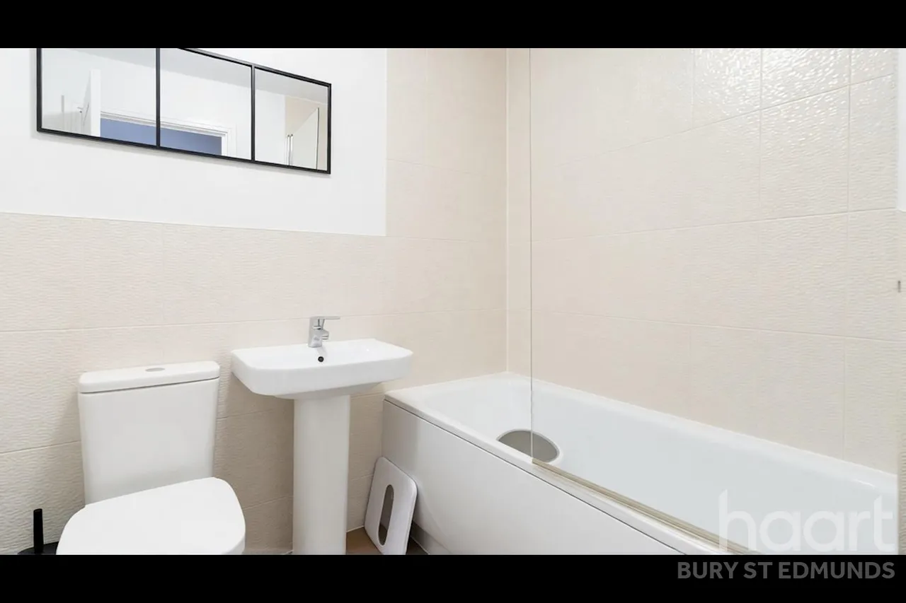 St Edmunds Drive, Elmswell, IP30, photo 8