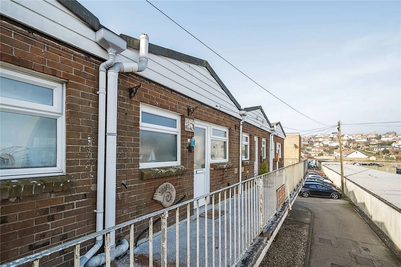Heron Court, West Bay, DT6, photo 11