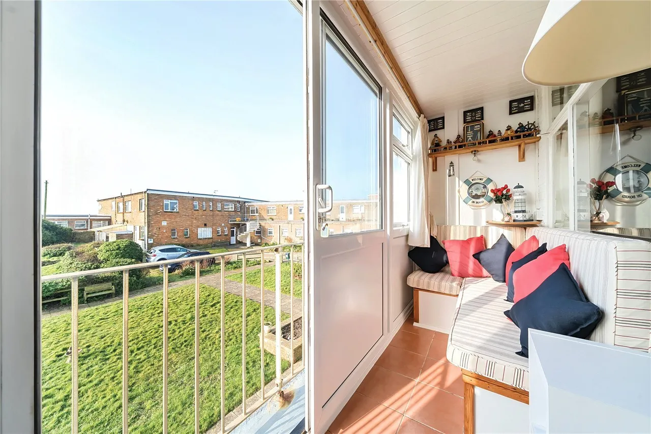 Heron Court, West Bay, DT6, photo 7