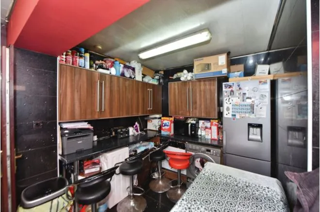 Kelverlow Street, Oldham, OL4, photo 8