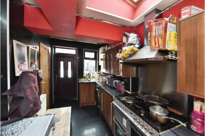 Kelverlow Street, Oldham, OL4, photo 7