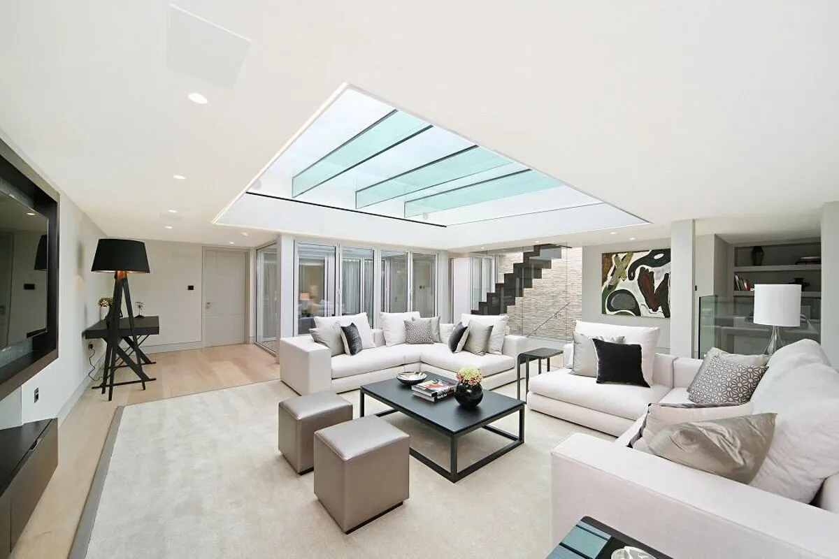 4 bed flat to rent, Princes Gate, Knightsbridge, SW7