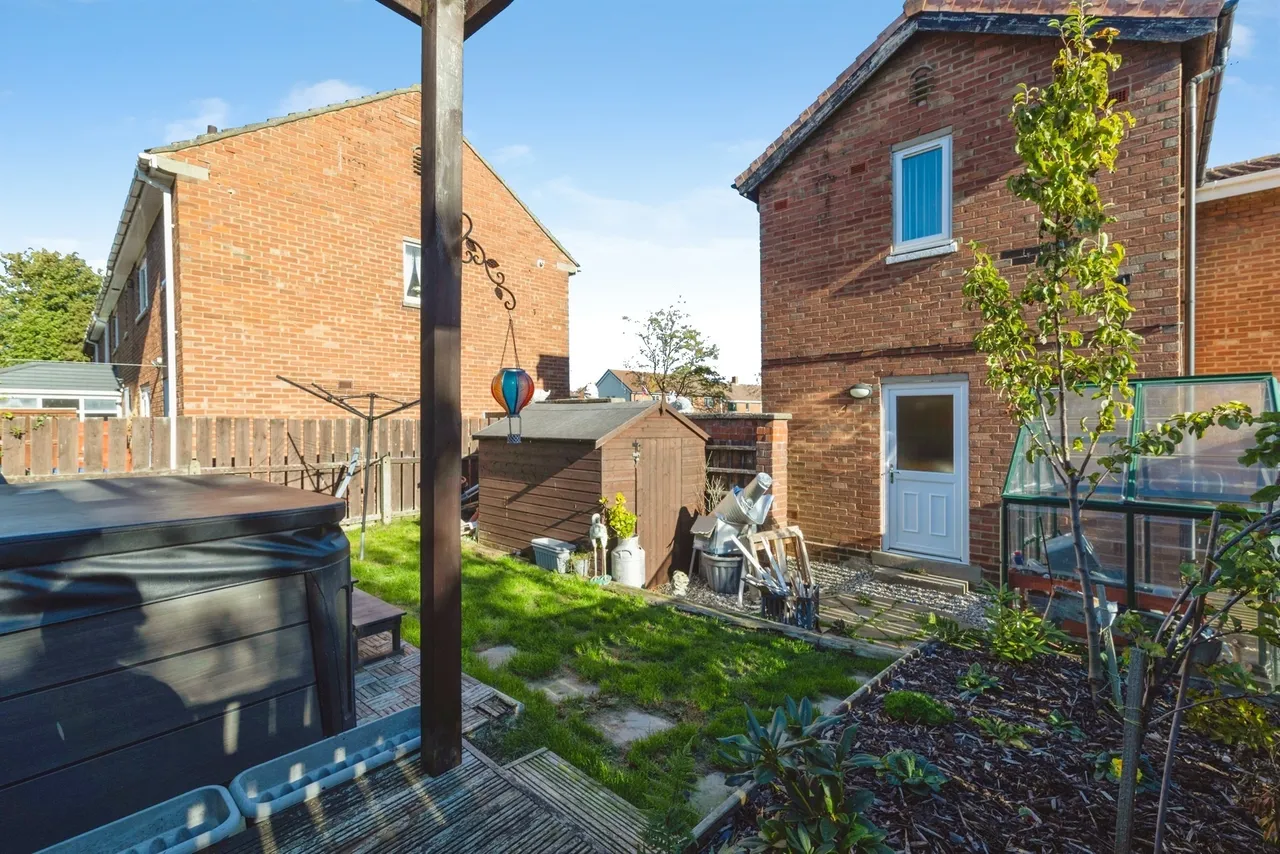 Gilbert Road, Peterlee, SR8, photo 12