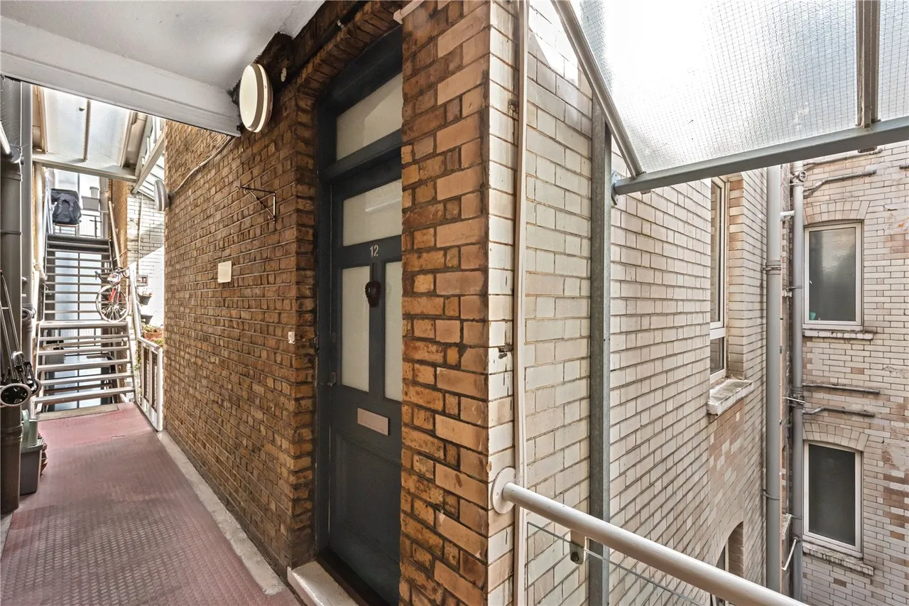 Highbury Corner, London, N5, photo 8