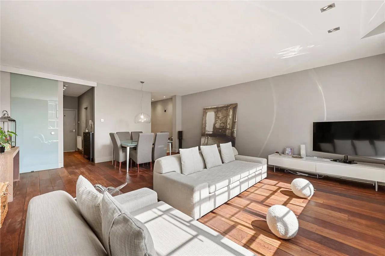 Goswell Road, London, EC1V, photo 8