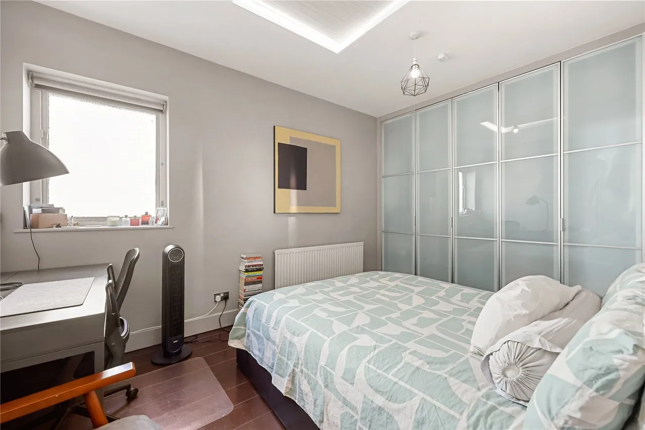 Goswell Road, London, EC1V, photo 7