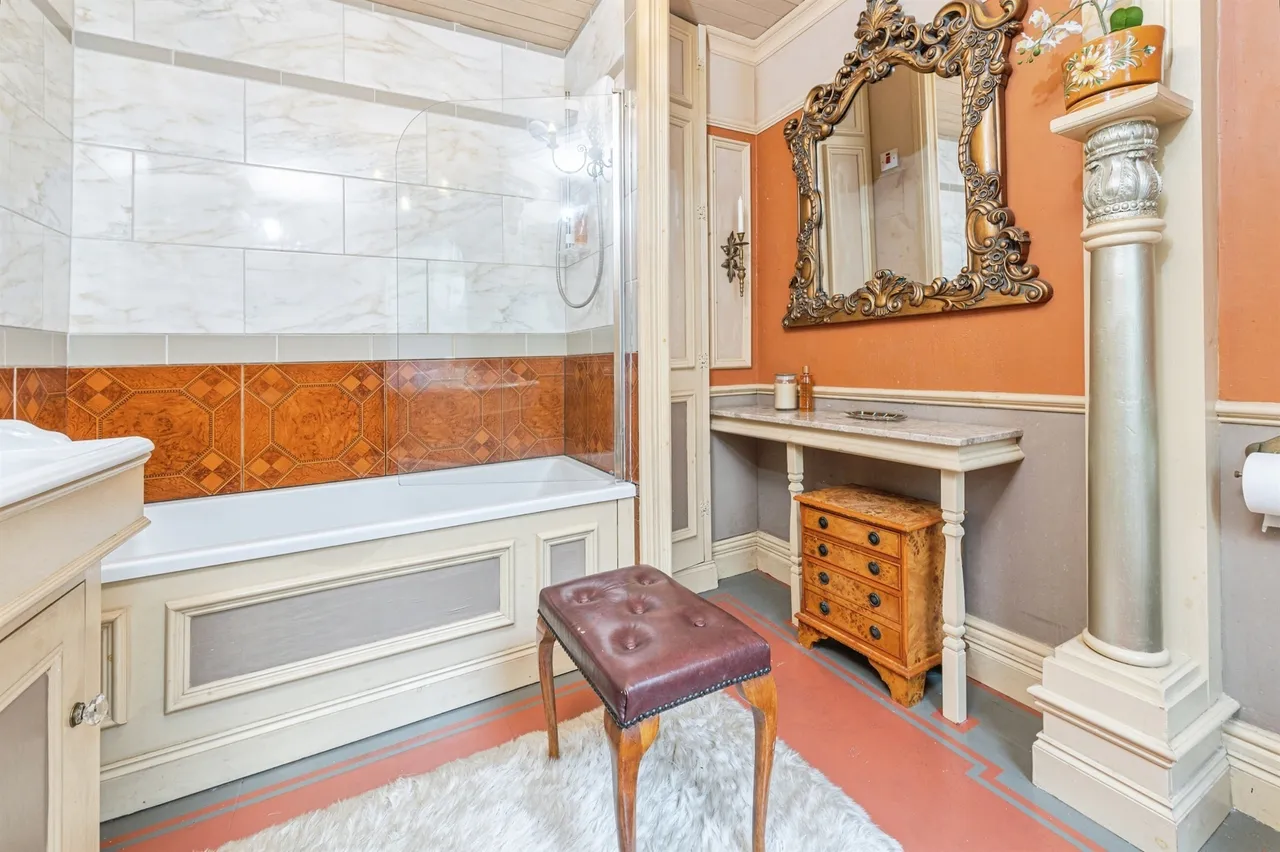 Wood Terrace, Primrose Hill, HD4, photo 10