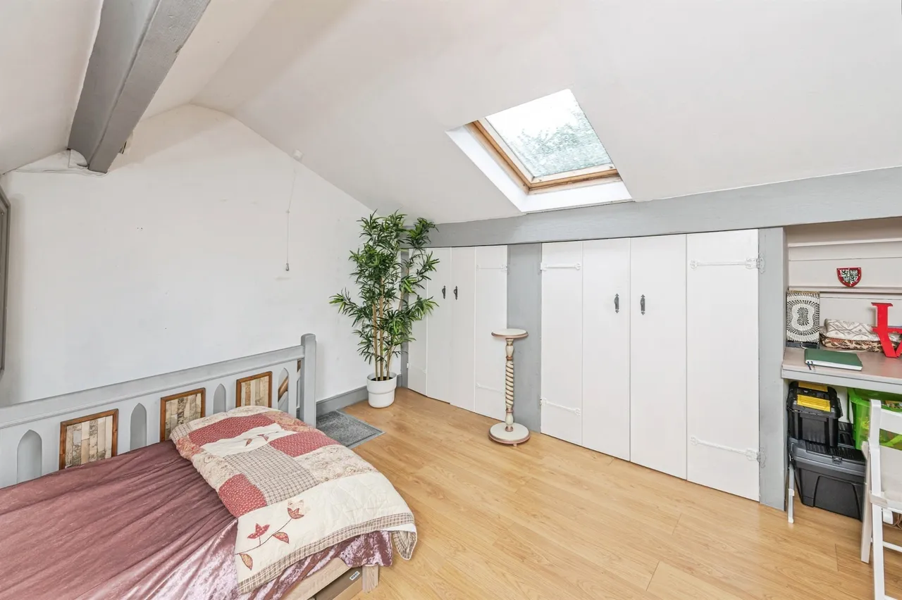 Wood Terrace, Primrose Hill, HD4, photo 8