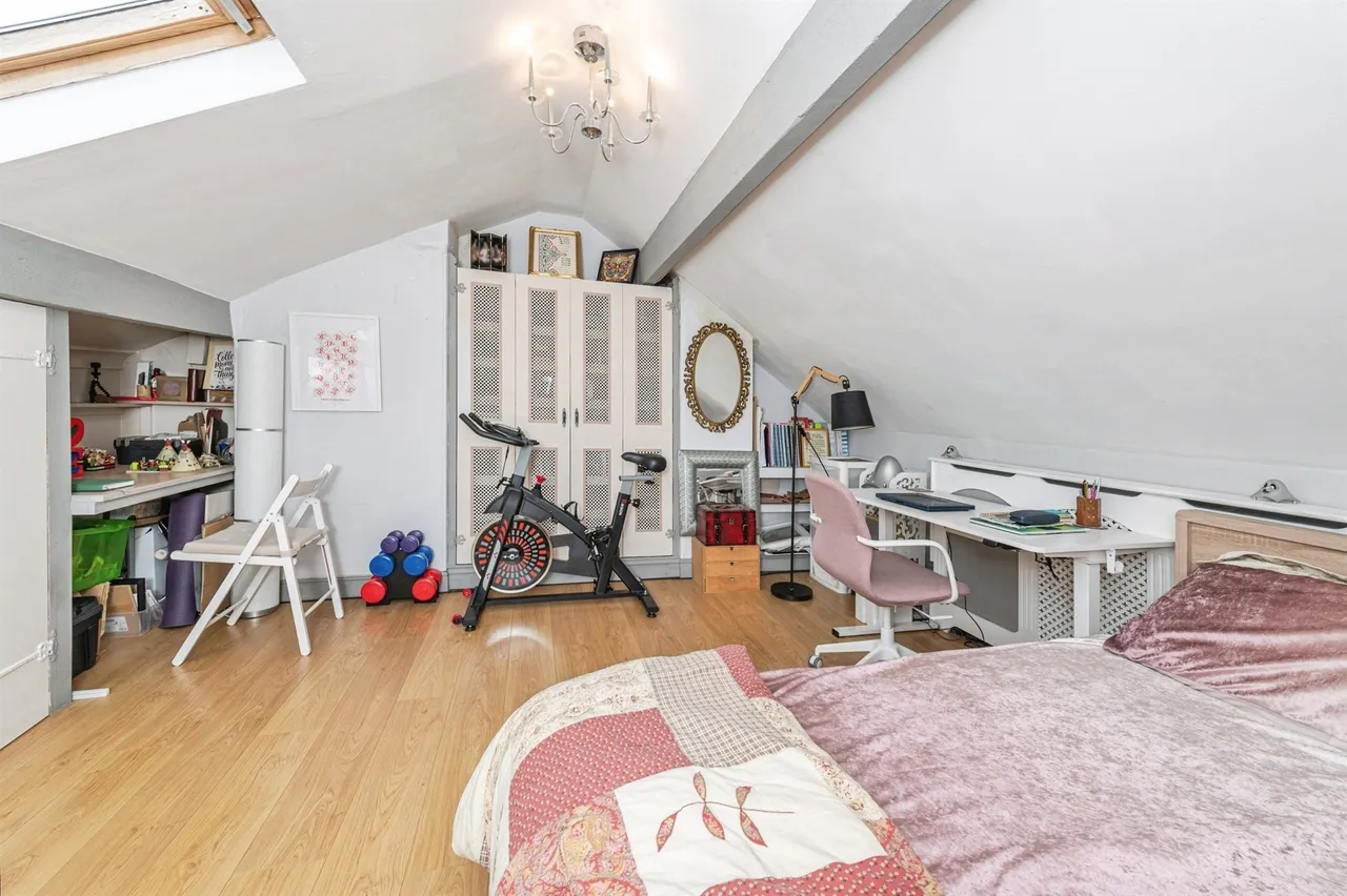 Wood Terrace, Primrose Hill, HD4, photo 7