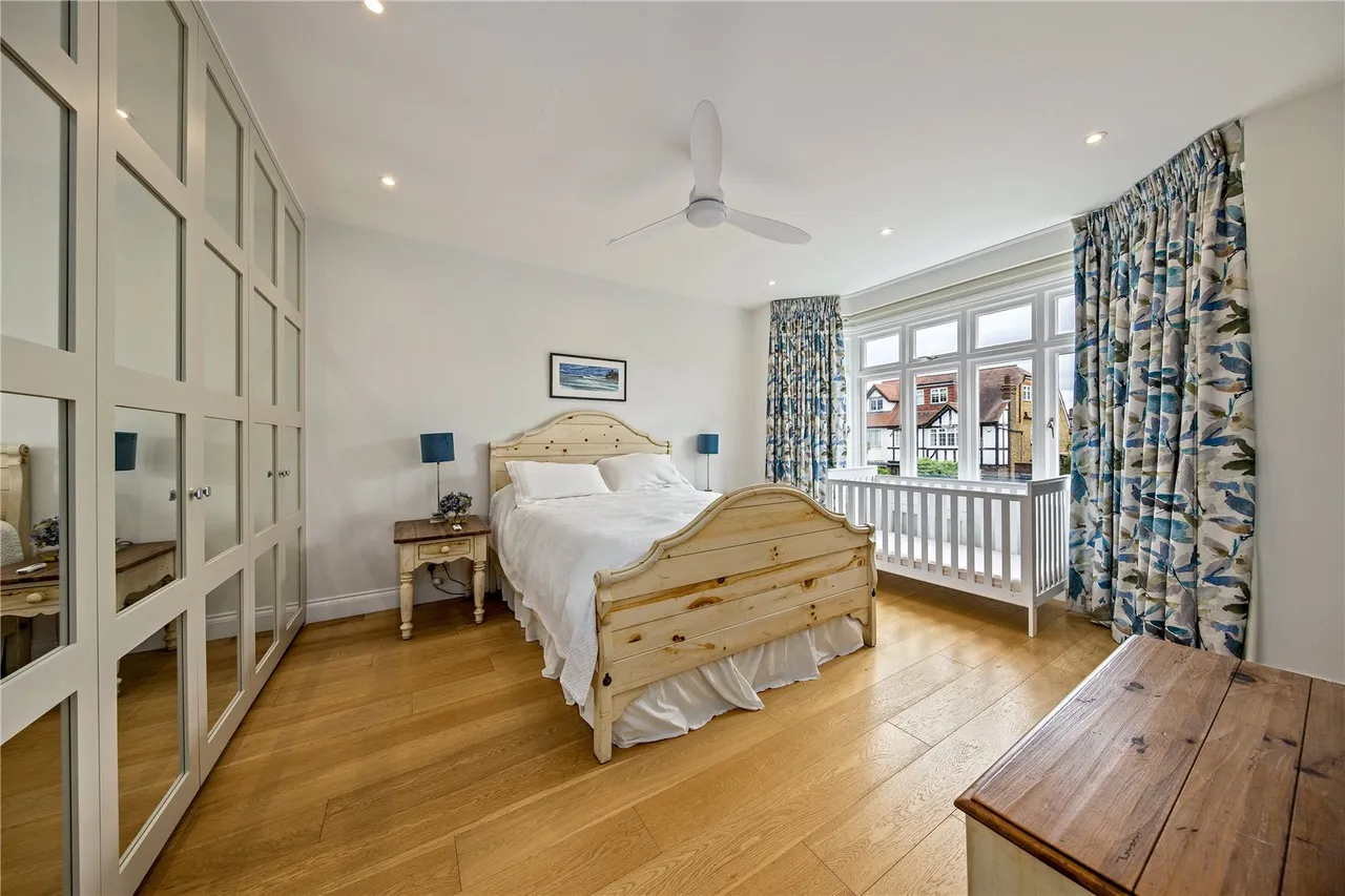 Ferry Road, Barnes, SW13, photo 10