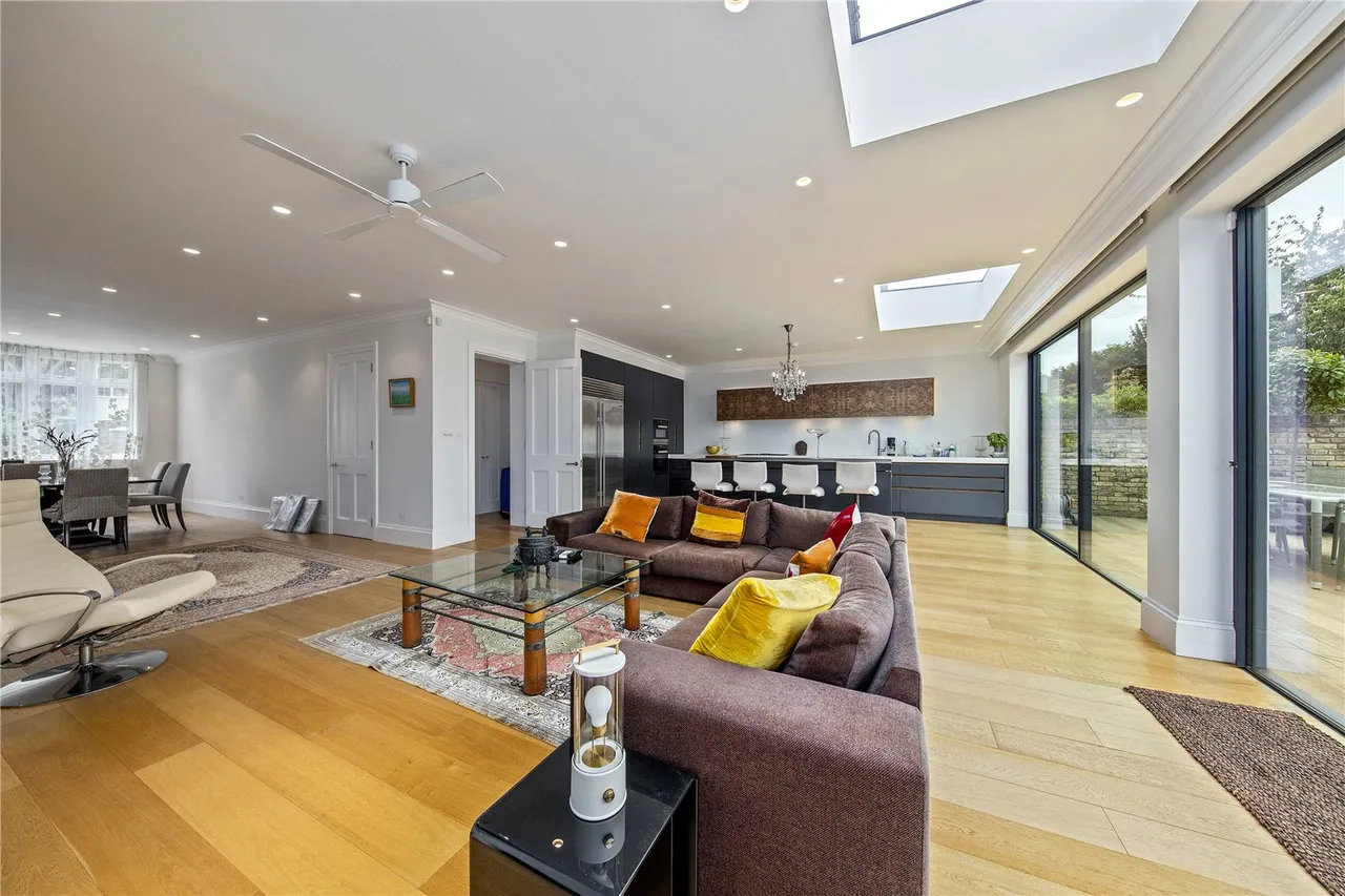 Ferry Road, Barnes, SW13, photo 3