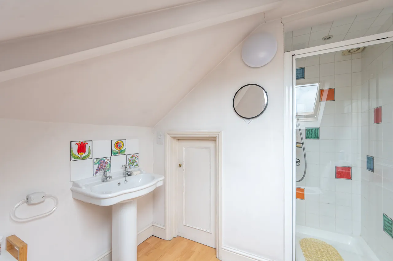 104 Teignmouth Road, London, photo 10