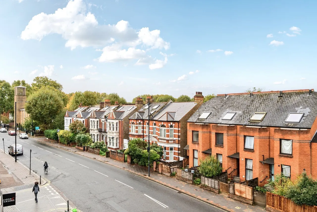 Fulham Palace Road, London, SW6, photo 11