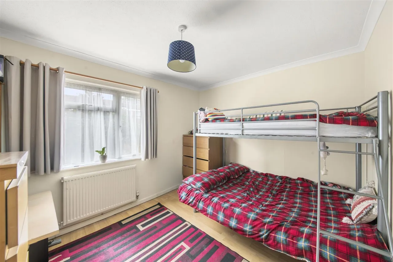 New Peachey Lane, Cowley, photo 9