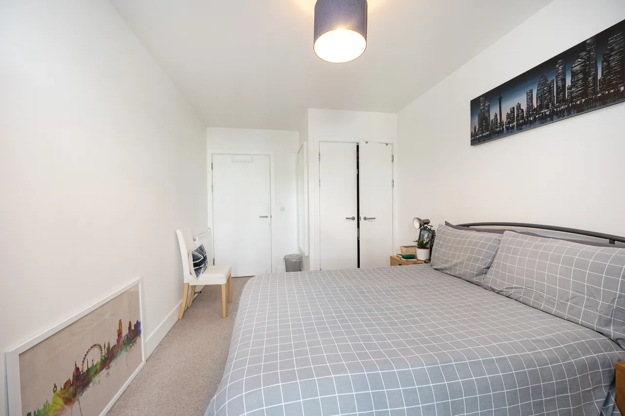 Flat 14, Santa Maria Court, 133 Duckett Street, London, photo 5