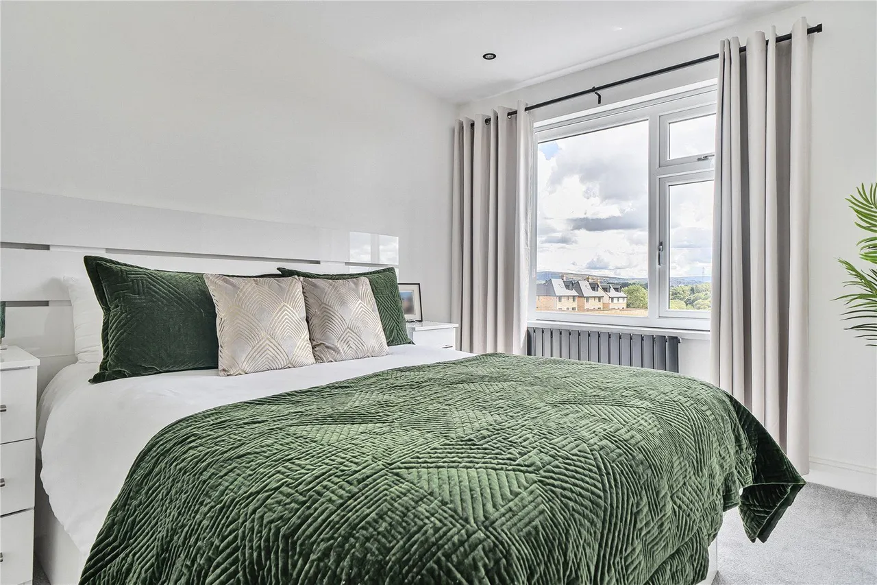 Stamford Drive, Woodhouses, M35, photo 16