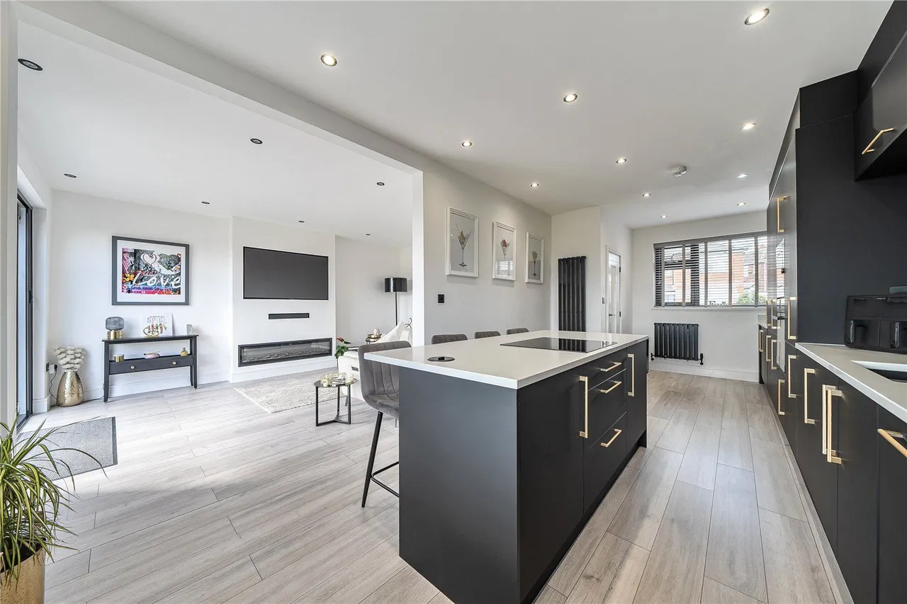 4 bed house for sale, Stamford Drive, Woodhouses, M35