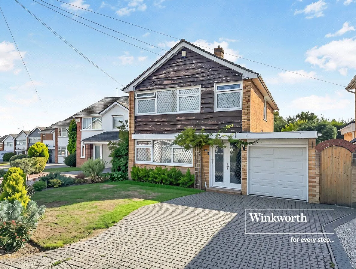 4 bed house for sale, Locksley Drive, Ferndown, BH22