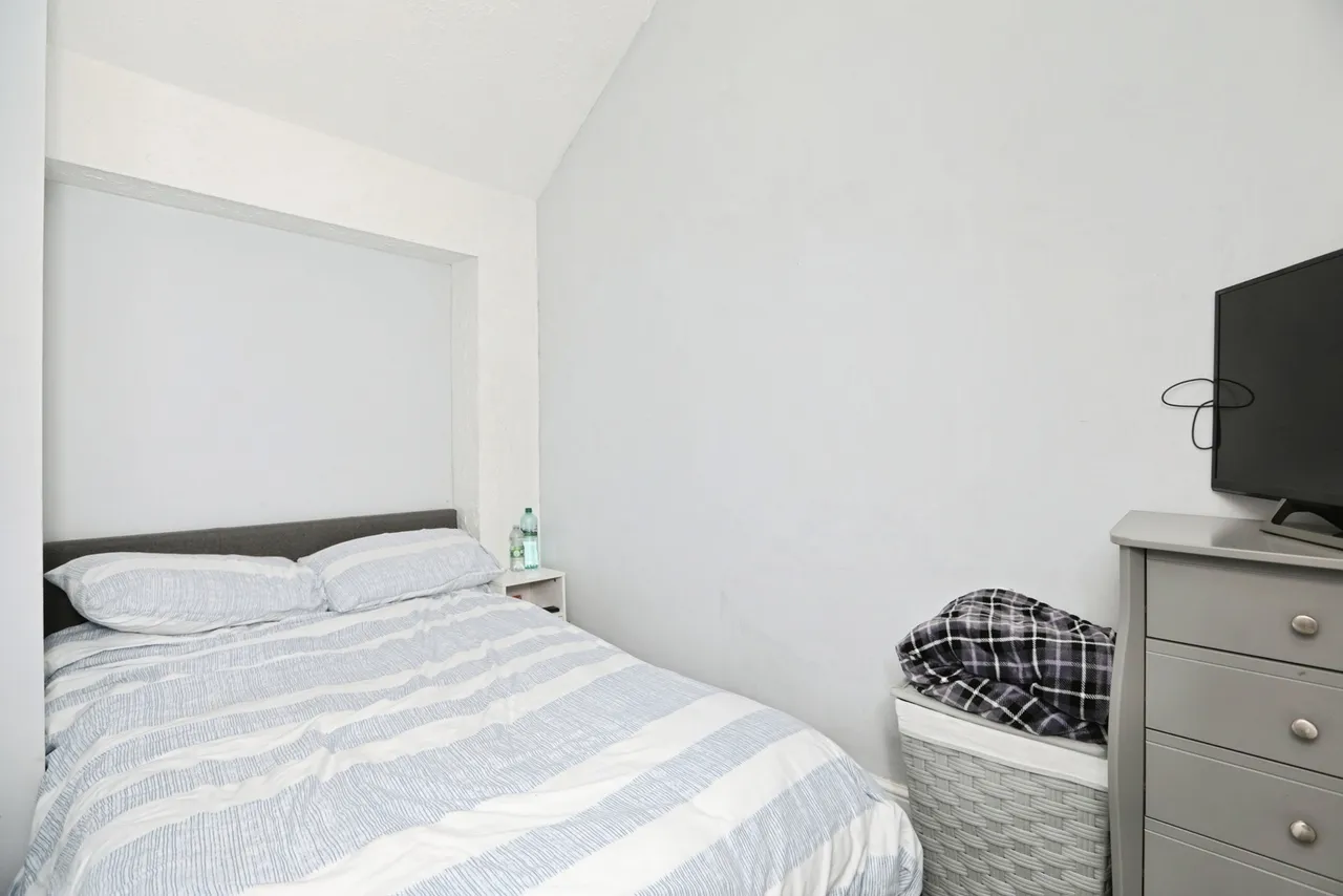 Binland Grove, Chatham, ME5, photo 11