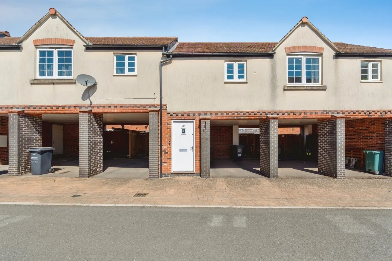 Nine Riggs Square, Birstall, LE4, photo 2