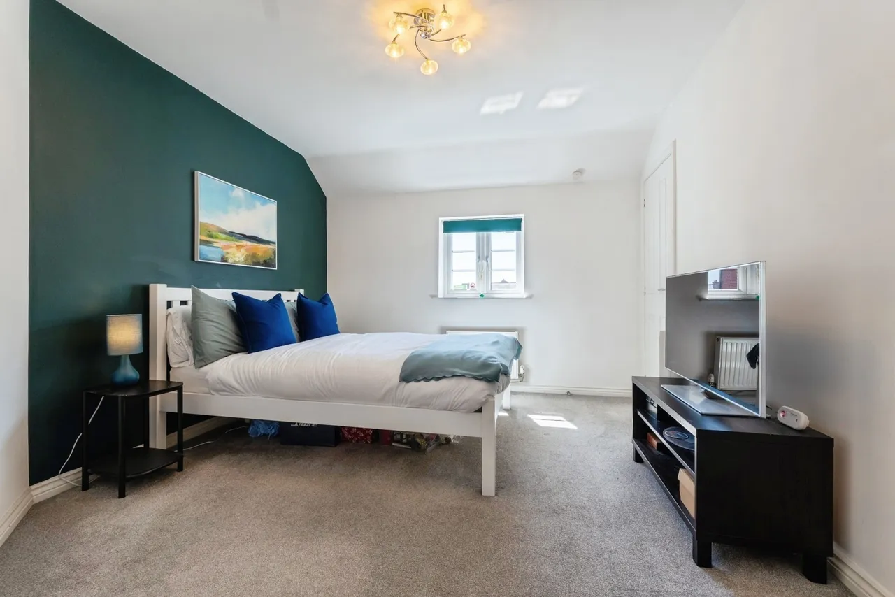 Nine Riggs Square, Birstall, LE4, photo 8