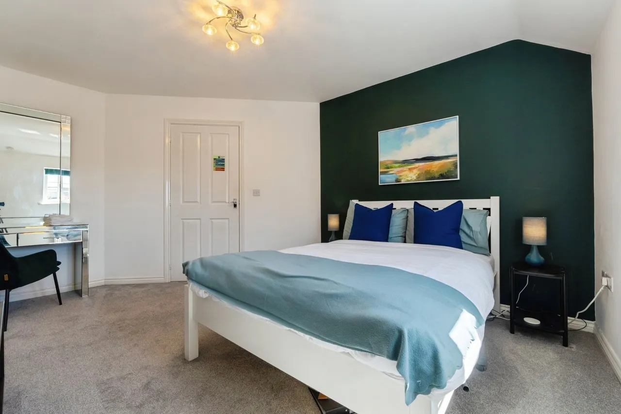 Nine Riggs Square, Birstall, LE4, photo 9