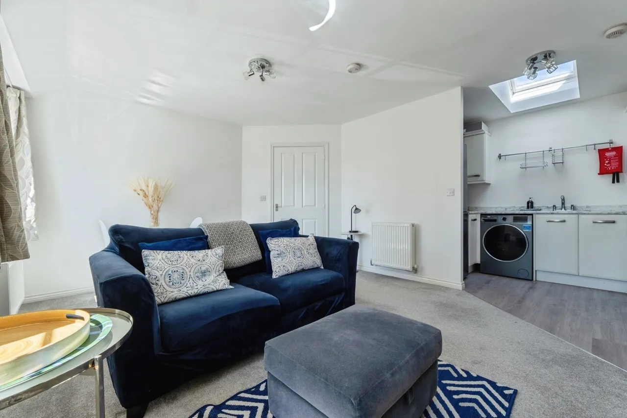 Nine Riggs Square, Birstall, LE4, photo 7