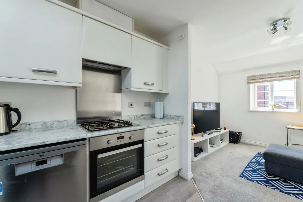 Nine Riggs Square, Birstall, LE4, photo 5