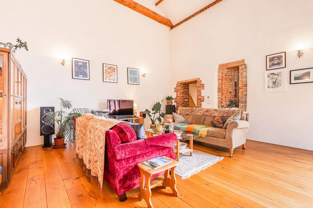 Characterful Barn Conversion in Felbrigg, photo 7