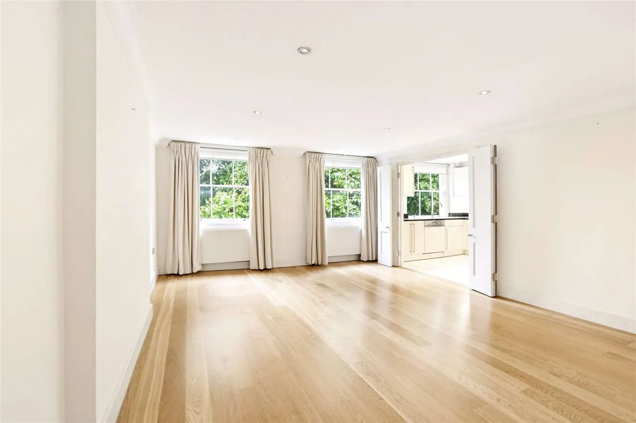 2 bed flat for sale — Montagu Square, London, W1H 2LW