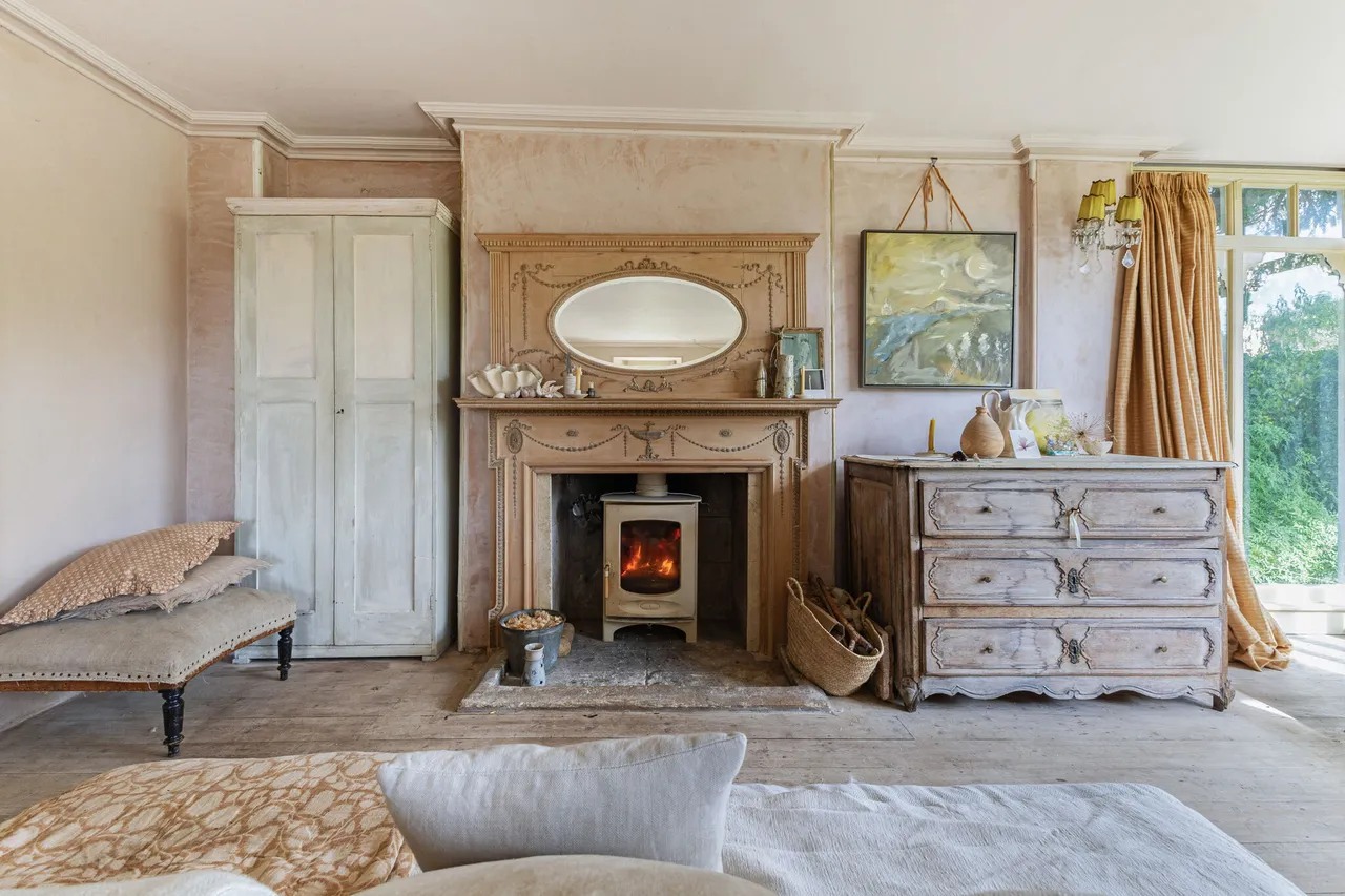 Commercial Road, Chalford Hill, GL6, photo 6
