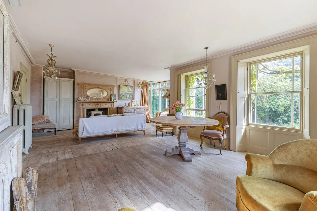 Commercial Road, Chalford Hill, GL6, photo 4