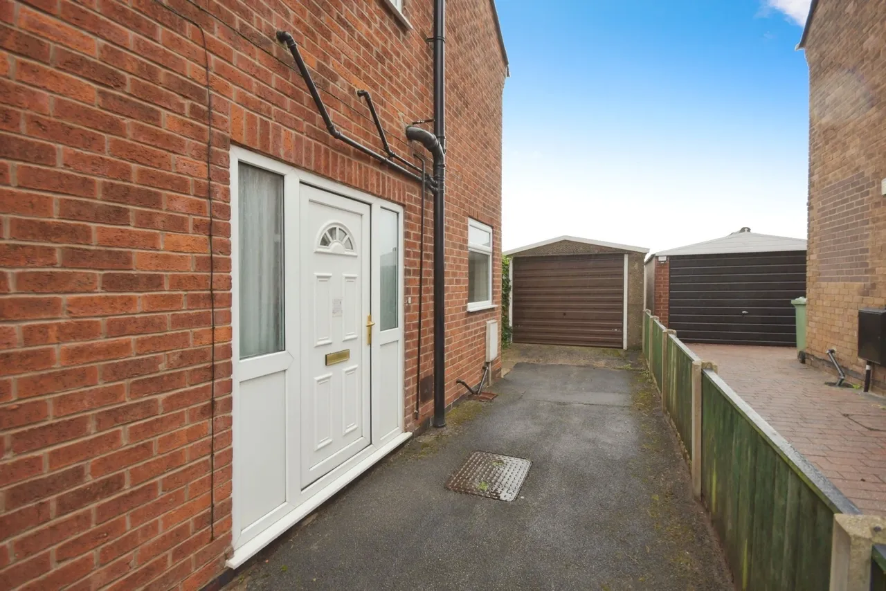 North Wingfield Road, Grassmoor, Chesterfield, Derbyshire, S42, photo 2