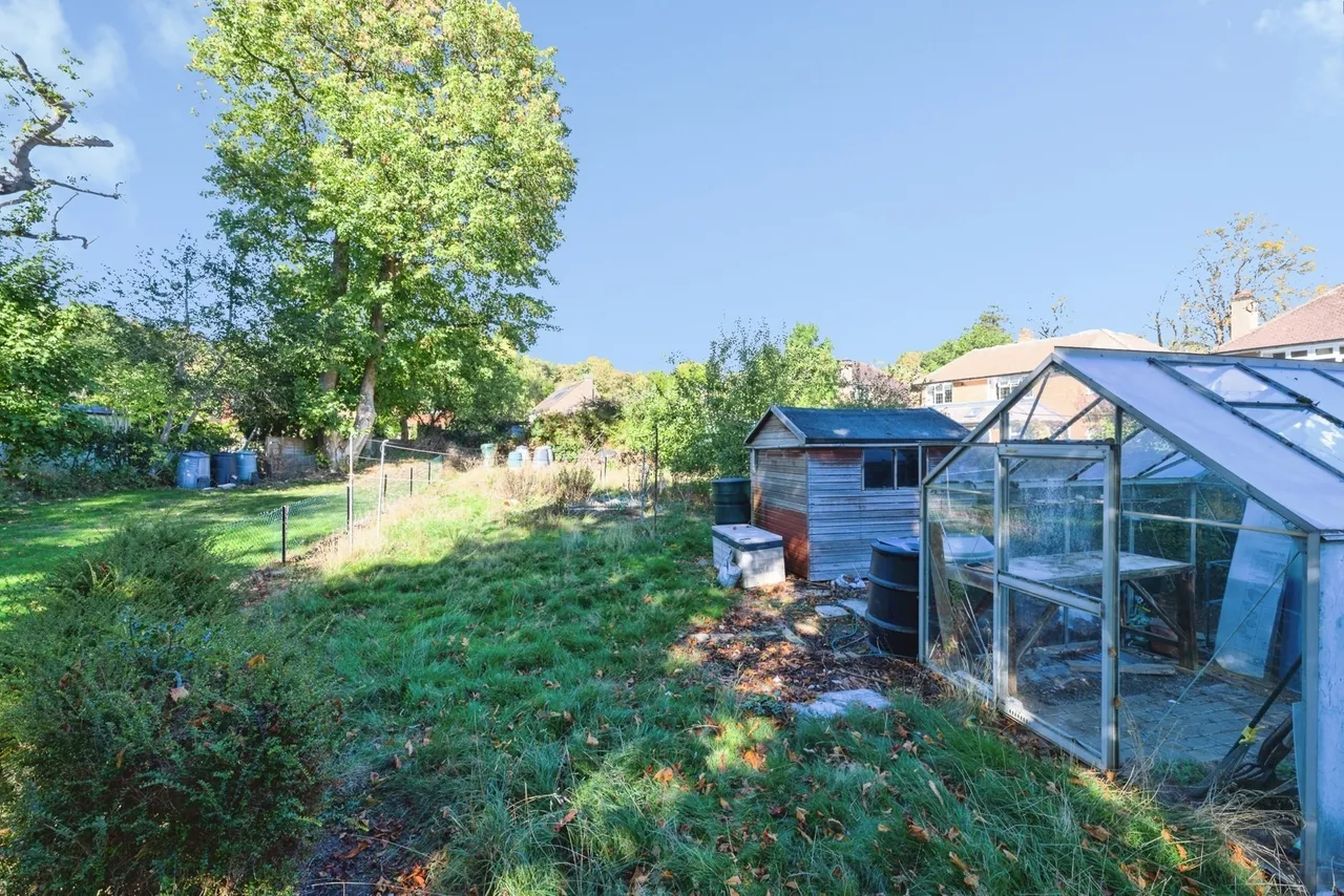 Broadhurst Gardens, Reigate, RH2, photo 10