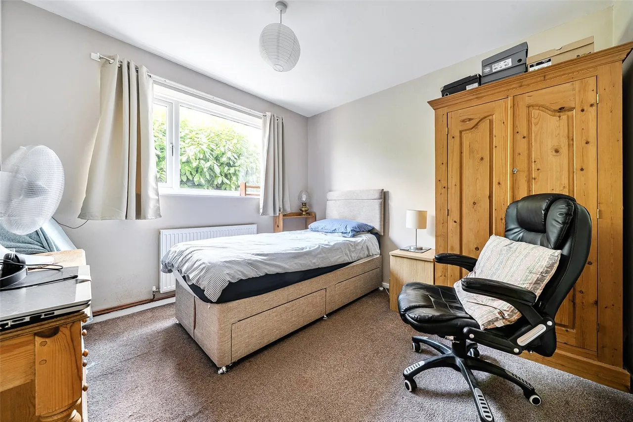 Laburnum Drive, Cherry Willingham, Lincoln, Lincolnshire, LN3, photo 8