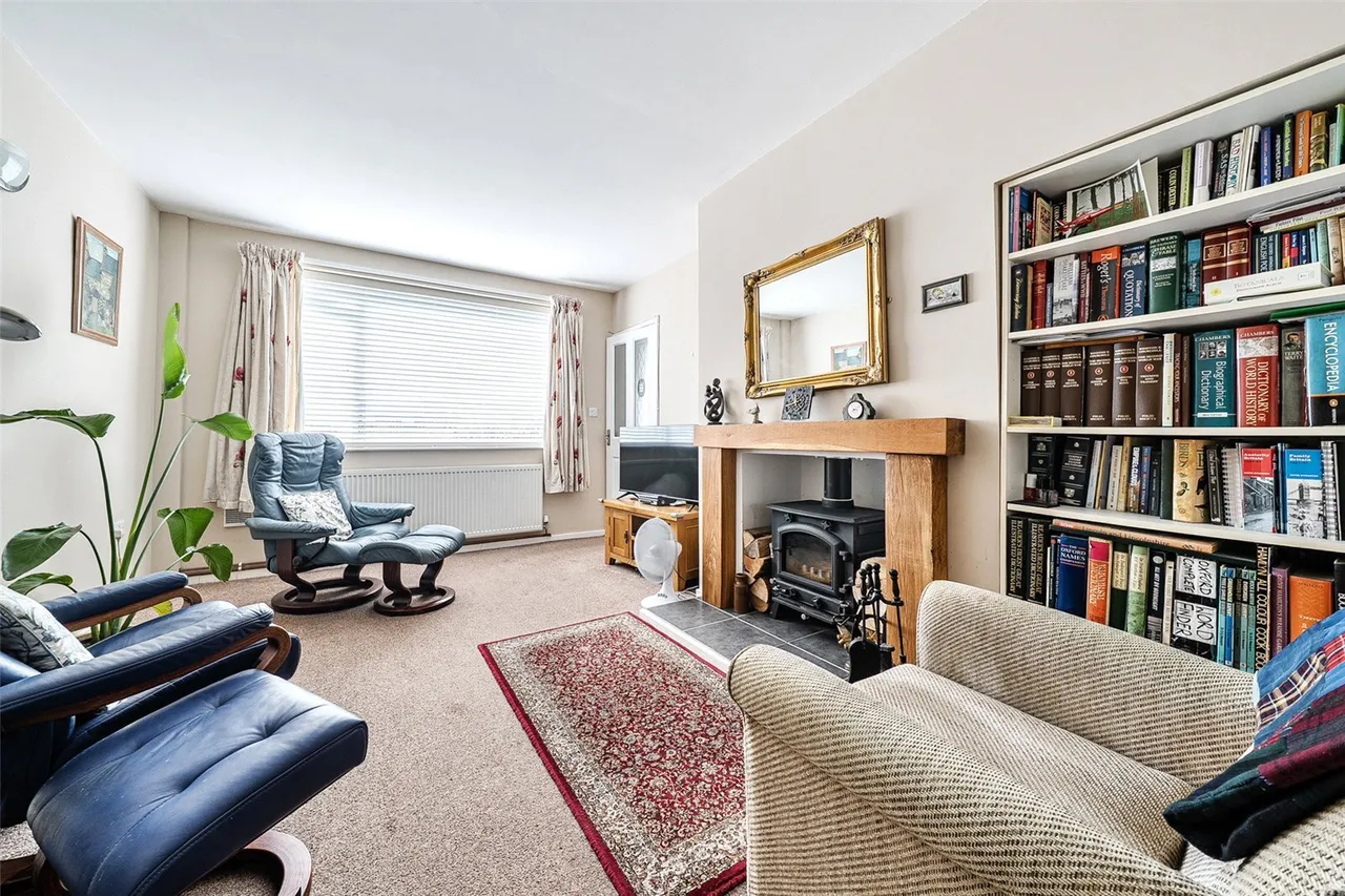 Laburnum Drive, Cherry Willingham, Lincoln, Lincolnshire, LN3, photo 6